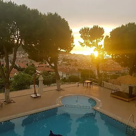 Solmaz Deluxe Hotel Çeşme