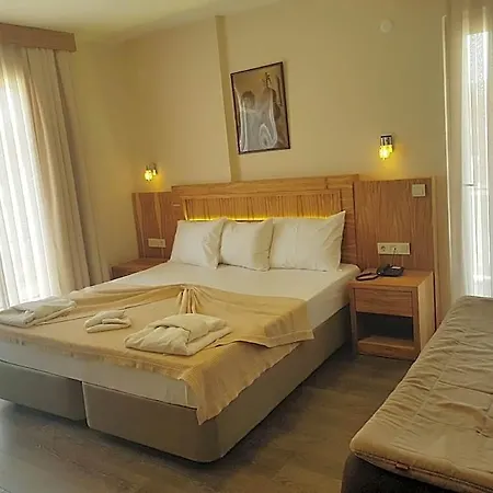 Solmaz Deluxe 3*
