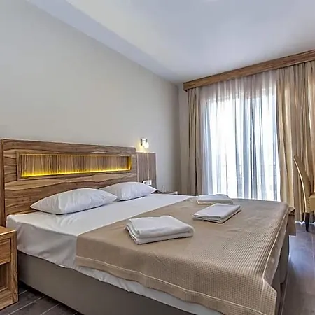 Hotel Solmaz Deluxe Çeşme